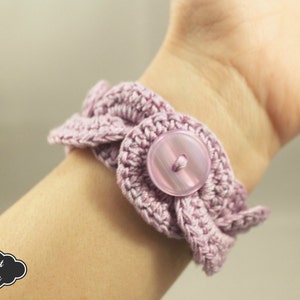 CROCHET PATTERN - Crochet Bracelet Infinity Link Cuff, Crochet Bracelet, Crochet Cuff Pattern, Crochet Jewelry Pattern image 2