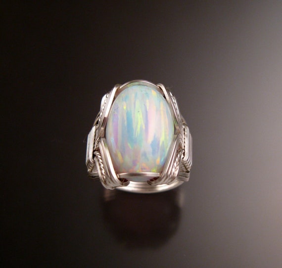 Anello Donna In Argento 925 Con Opale Blu Di Laboratorio E Zirconi – Fascia Ovale Bianca