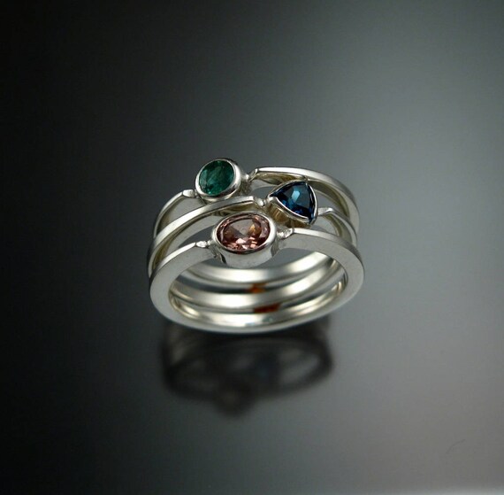 Stackable mothers rings white gold discount