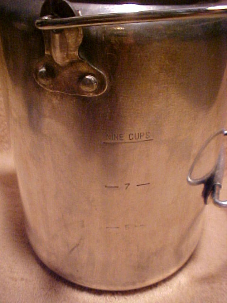 Coleman Aluminum 9 Cup Camping Hiking Percolator Coffee Pot