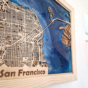 Carte de ville personnalisée avec résine époxy – décoration murale en bois découpé au laser avec cadre rustique –cartes 3D sur mesure