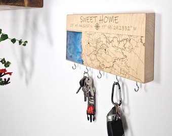 Personalisierter Schlüsselhalter mit Stadtkarte – Geschenk zur Hauseinweihung, Koordinaten, Haken, Resin Wasser, Wanddeko