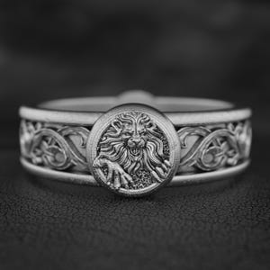 Angry Lion Handmade Sterling Silver Men Band Ring, Leo Zodiac Wedding Ring, Stackable Animal Ring, Astrology Gift for Him