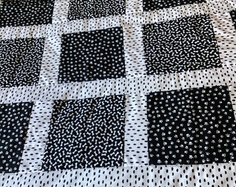 Black and White Quilt - Etsy