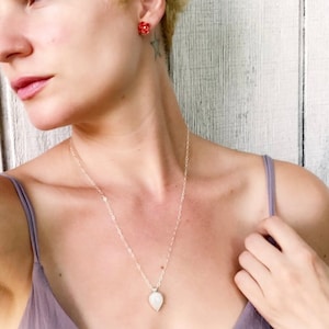 Collier pierre de lune blanche en forme de goutte à facettes | Collier pierre de naissance juin