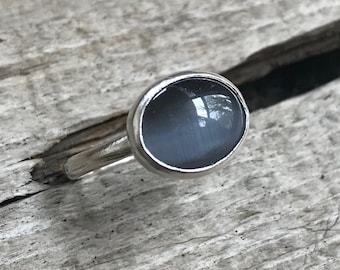 Horizontal Oval Purple Gray Cat Eye Sterling Silver Solitaire Ring | Boho| Silver Ring | Gifts for Her | Luminescent Ring | Made to Order