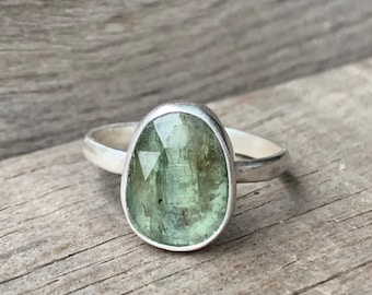 Elegant Faceted Light Green Kyanite Sterling Silver Ring Size 8.25-7.25 | Green Crystal Ring | Boho | Green Stone Ring