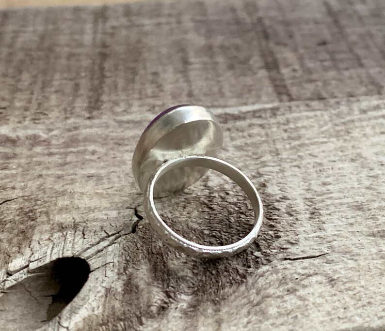 Amethyst Ring Boho Healing Crystal One of a Kind White and Purple Lace Amethyst Sterling Silver Ring with Patterned Ring Band