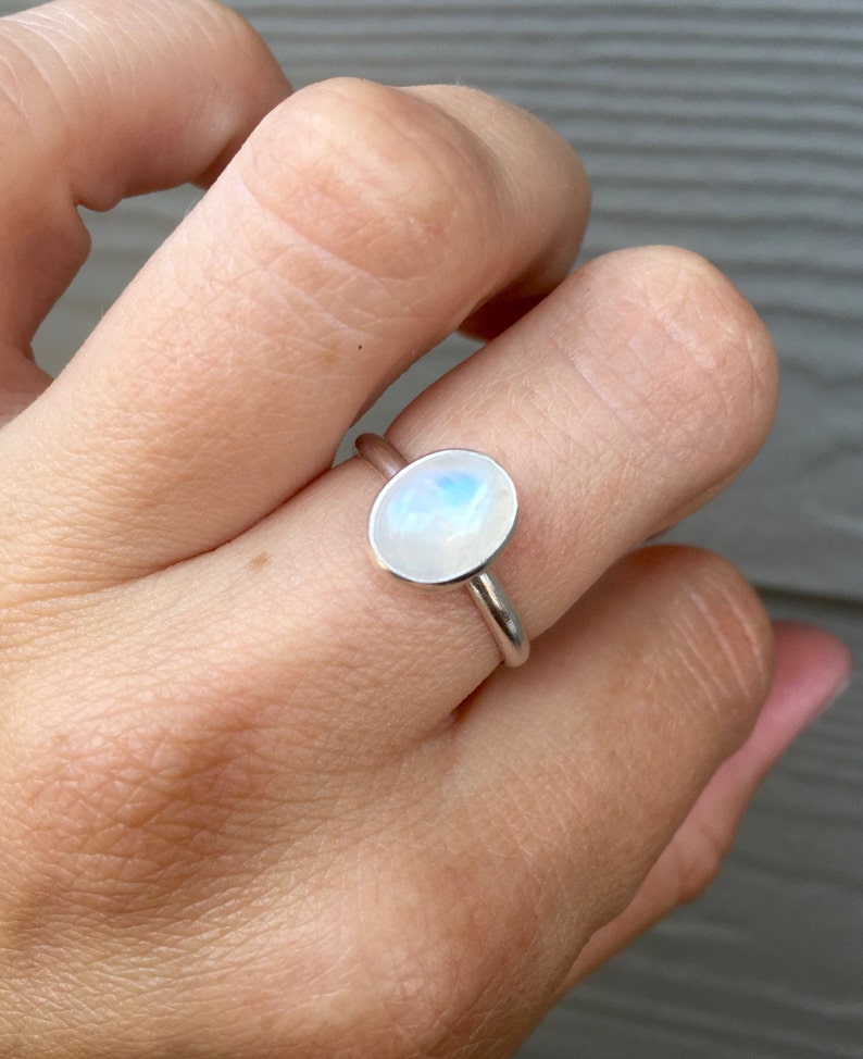 Minimalist Elegant Solitaire Oval Moonstone Birthstone Ring in Sterling Silver Moonstone Ring Solitaire Ring Boho Moon Ring Rocker image 3