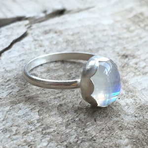 Minimalist Elegant Solitaire Oval Moonstone Birthstone Ring in Sterling Silver Moonstone Ring Solitaire Ring Boho Moon Ring Rocker image 7