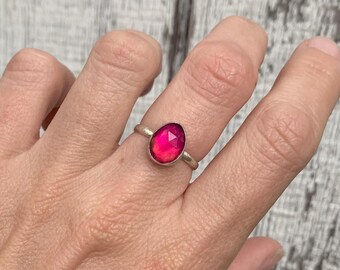 Magenta Pink Faceted Aurora Opal Quartz Doublet Sterling Silver Ring | Solitaire Ring | October Birthstone | Blue Ring | Size 7-8