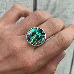 Blue Green Purple Round Paua Abalone Shell Elegant Sterling Silver Ring | Beachy | Paua Shell Ring | Mermaid Jewelry | Abalone Shell Ring