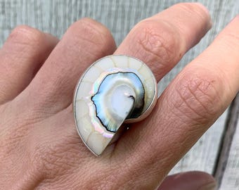 White Sea Nautilus Shell with Mother of Pearl and Resin Sterling Silver Ring | Mermaid Jewelry | Boho | Shell Ring | Nautilus Ring