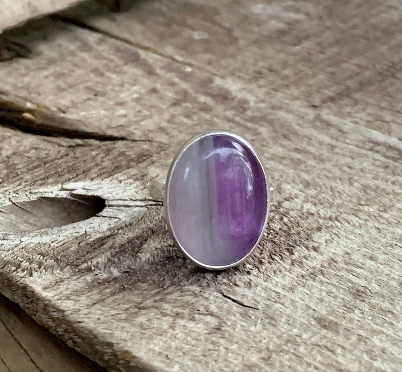 Amethyst Ring Boho Healing Crystal One of a Kind White and Purple Lace Amethyst Sterling Silver Ring with Patterned Ring Band