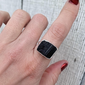 Geometric Raw Black Tourmaline Sterling Silver Statement Ring | Raw Gemstone Ring | Rough Cut Black Gemstone Ring | Edgy | Size 8-8.5