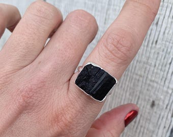Geometric Raw Black Tourmaline Sterling Silver Statement Ring | Raw Gemstone Ring | Rough Cut Black Gemstone Ring | Edgy | Size 8-8.5