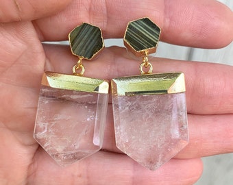 Großer Chunky Kristall Quarz Anhänger und Hexagon Labradorit Ohrstecker Gold Ohrringe | Labradorit Ohrringe | Quarz Ohrringe | Boho