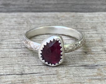 Dainty Free Form Solitaire Faceted Red Garnet Sterling Silver Ring | Engagement Ring | Gifts for Her | Red Stone Ring | Birthstone Jewelry