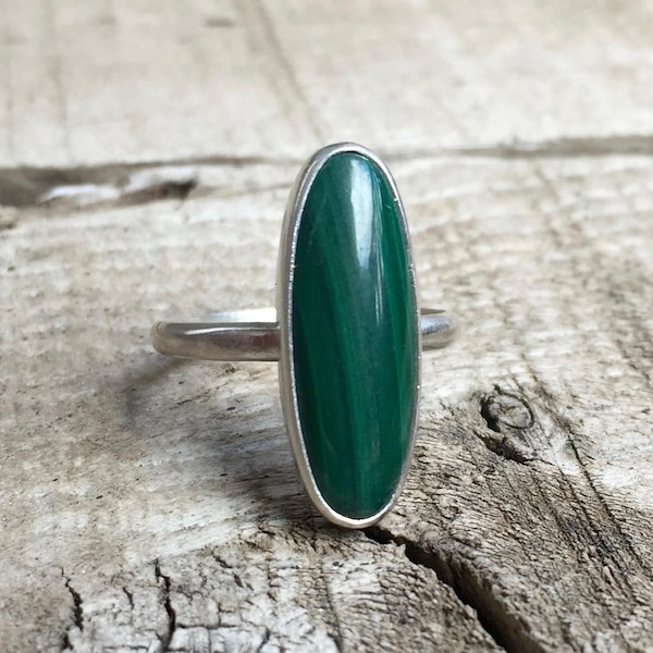 Minimalist Elongated Oval Emerald Green Malachite Sterling Silver Ring | Malachite Ring | Silver Ring | Gifts for Her | Elegant Ring