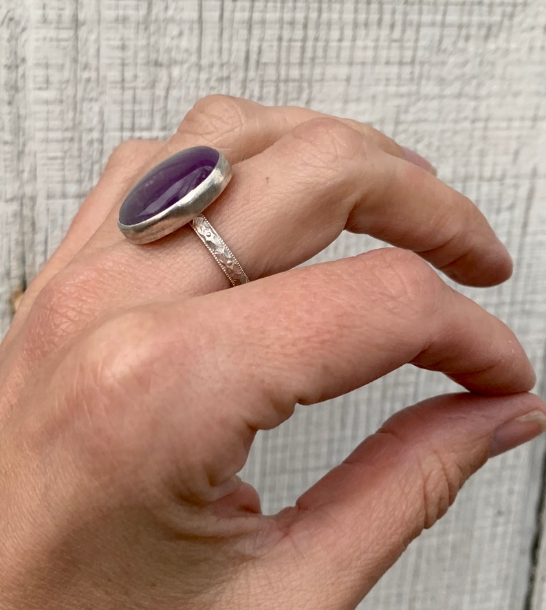 Amethyst Ring Boho Healing Crystal One of a Kind White and Purple Lace Amethyst Sterling Silver Ring with Patterned Ring Band