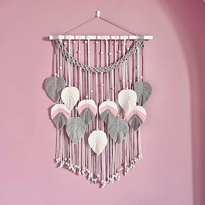 Macrame Leaf Wall Hanging, Macrame decorates the baby&#39;s bedroom, Wall Art, Boho Home Decor, New Home Gifts.
