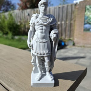 Roman Emperor Statue. 3d print file (with commercial license)