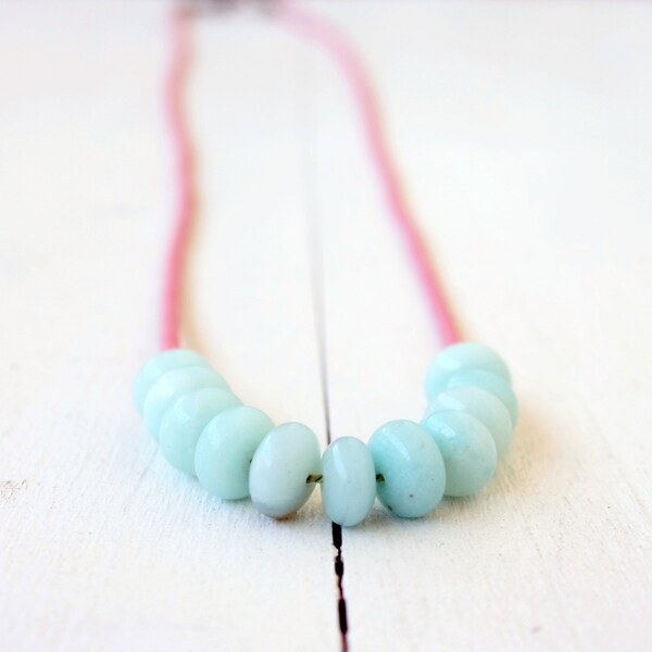 Pink and Mint Green necklace / beaded necklace mint and pink / spring summer fashion / pastel colors