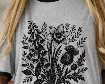 Retro linosnede FDT botanisch ringershirt, vingerhoedskruid narcisdistel subtiel anti-troef bloemen grafisch T-shirt, Cottagecore Wildflower T-shirt