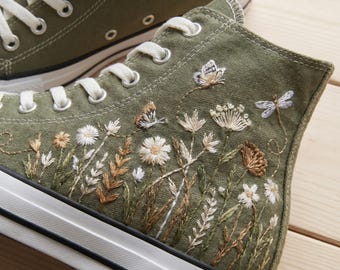 Converse montantes brodées personnalisées | Baskets florales Cottagecore
