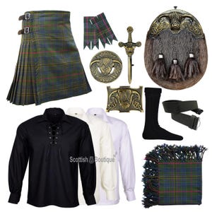 Peut inclure: Ensemble d'articles écossais : kilt à carreaux verts, bleus et rouges avec sangles en cuir marron, chemise noire à lacets et sporran à pompons. Comprend également une épée, une ceinture et des chaussettes.