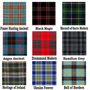 Pu&ograve; includere: Una griglia di nove distinti campioni di tessuto tartan etichettati con i loro nomi: Fraser Hunting Ancient, Black Magic, Macneil-of-barra Modern, Angus Ancient, Drummond Modern, Hamilton Grey, Heritage of Ireland, Ukraine Forever e Bell of Borders.