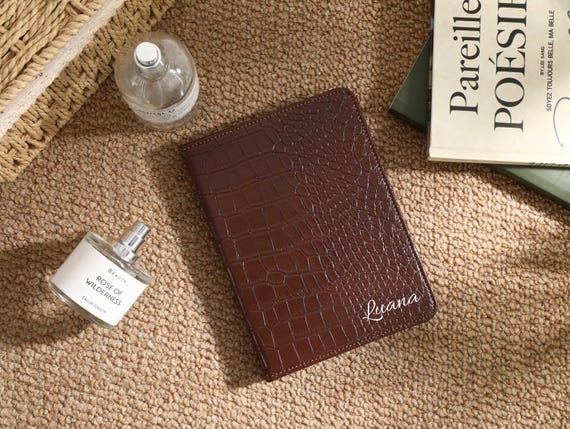 Dark Brown Crocodile Print Leather Kindle Case, Kindle Paperwhite 12th 7" Cover, Personalized All New Kindle 11th 12th Paperwhite1/2/3 Case