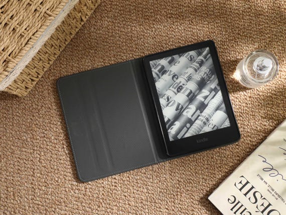 Dark Brown Crocodile Print Leather Kindle Case, Kindle Paperwhite 12th 7" Cover, Personalized All New Kindle 11th 12th Paperwhite1/2/3 Case