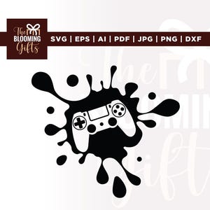 Puede incluir: Diseño gráfico en blanco y negro de un mando de videojuegos dentro de una mancha de tinta. Incluye el logotipo 'The Blooming Gifts' y opciones de tipo de archivo. Ideal para jugadores.