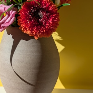 Designer Ceramic Vase Unique Piece | Art Object “Space Catcher” | Handmade | Special Gift | Minimalist Interior Design