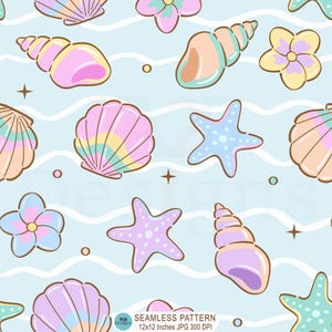Puede incluir: Un patrón continuo con conchas, estrellas de mar y flores tropicales en tonos pastel sobre un fondo azul claro con líneas onduladas blancas y pequeñas estrellas. El diseño incluye el texto Seamless Pattern 12x12 Inches JPG 300 DPI.