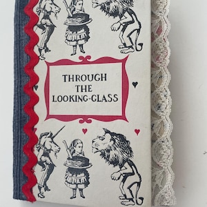 Alice in Wonderland/Through the Looking Glass Junk Journal
