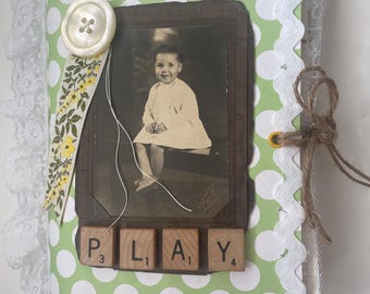 Diario basura vintage de efímeras infantiles