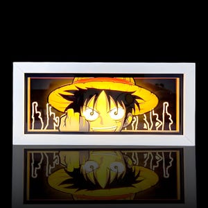 One Piece Luffy LED / Decorazione per sala giochi Straw Hat Crew Light box / Luce notturna al neon da scrivania Anime / Shadow Box Figure / Lampada 3D Paper Cut Art