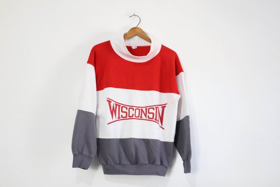 Vintage University of Wisconsin Badgers Sweatshirt