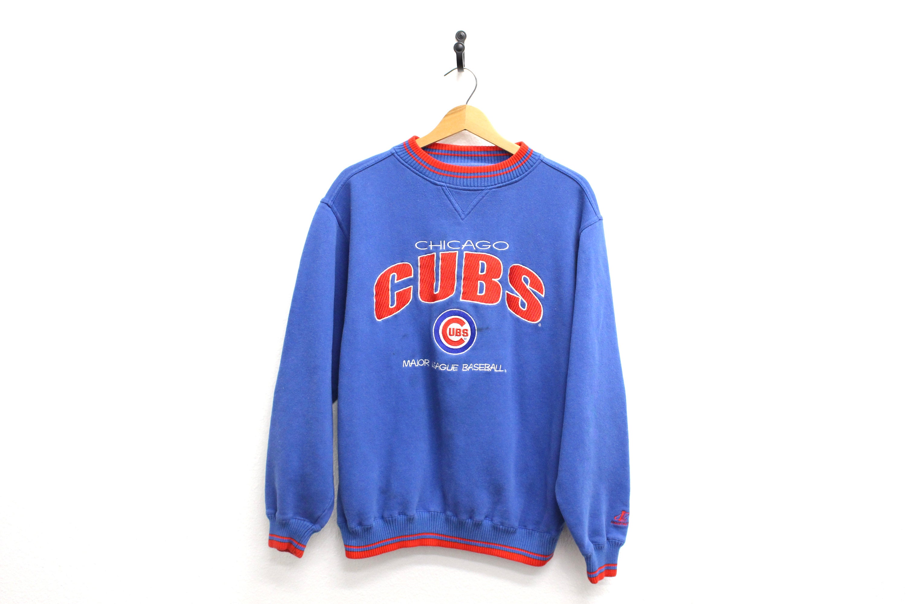 cubs baseball sweatshirt