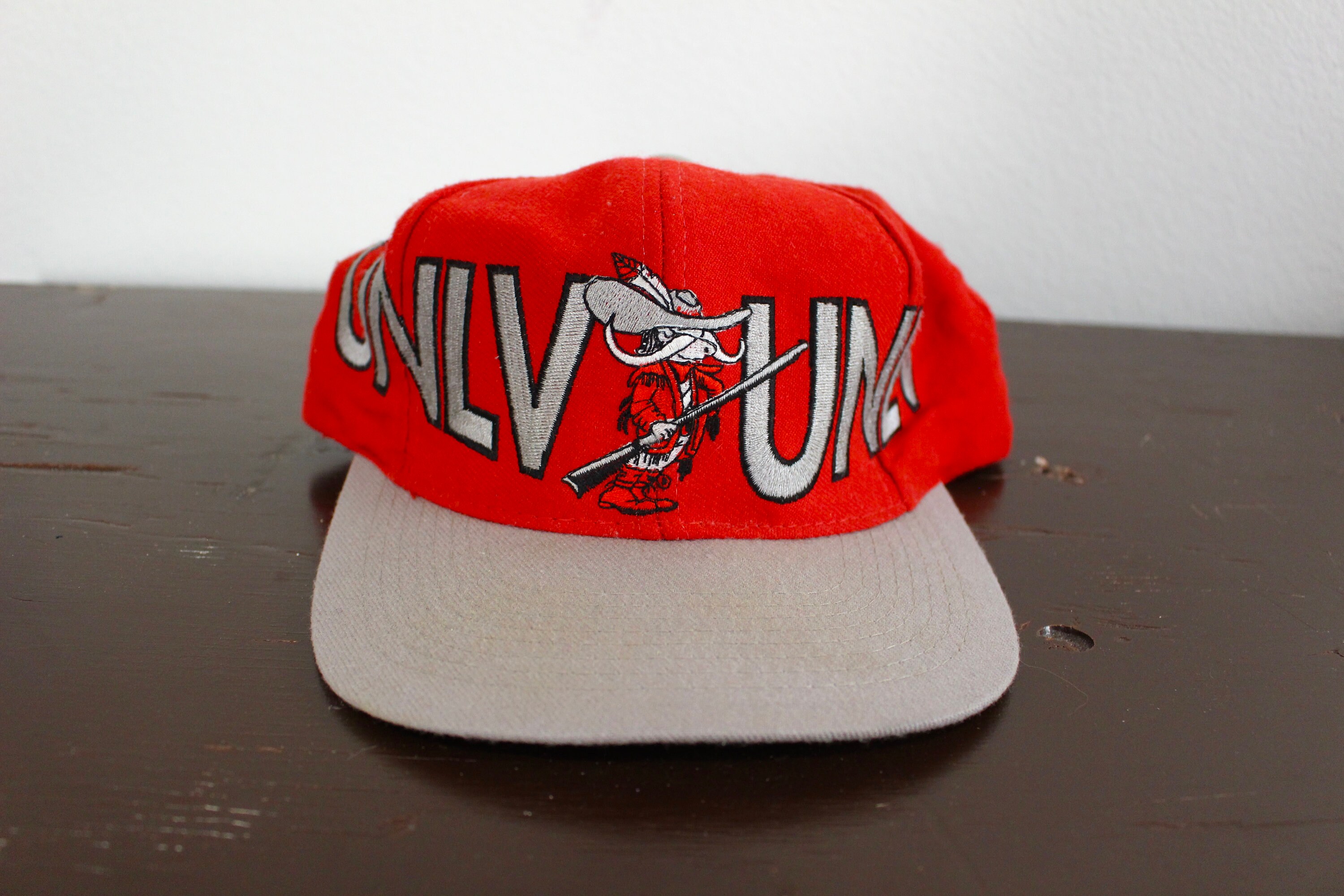 UNLV コロンビアン　vintage cap