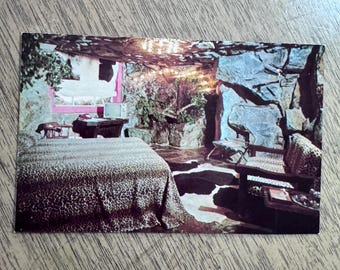 Vintage Kitschy MADONNA INN Motel Hotel Restaurant Bar Caveman Room 137 Postcard