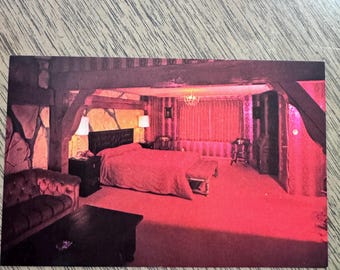 Vintage Kitschy MADONNA INN Motel Hotel Restaurant Bar Hearts & Flowers Room 155 Postcard