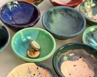 Wheel-thrown mini bowl trinket/jewelry dish - multiple color options