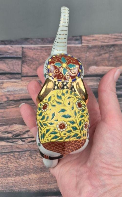陶器製インド風象の置物 VTG 磁器製 象の置物 幸運を呼ぶ インド タイ風 装飾 象徴的な