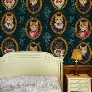Vintage Katzenporträt Tapete, Viktorianische Katzen Tapete, Dunkle Academia-Katzentapete, Retro-viktorianische Katzenkunst mit Goldrahmen