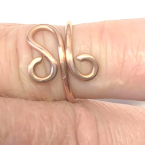 Adjustable Copper Ring – Handmade Hammered Wrap Band, Energy Healing Jewellery, Unisex Boho Gift