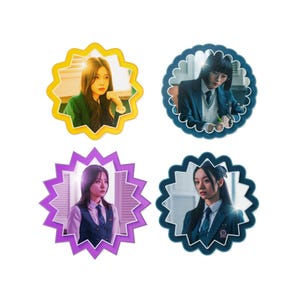 Freundliche Rivalität GL Kdrama koreanische Schauspielerin (Yoo Je I, Woo Seul Gi, Ju Ye Ri, Choi Gyeong) lebendige Gestanzte Aufkleber-Set für Fans