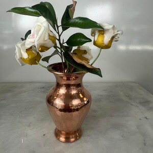 Hand Hammered Turkish Copper Vase – 1990s Workshop Craftsmanship, floral vase